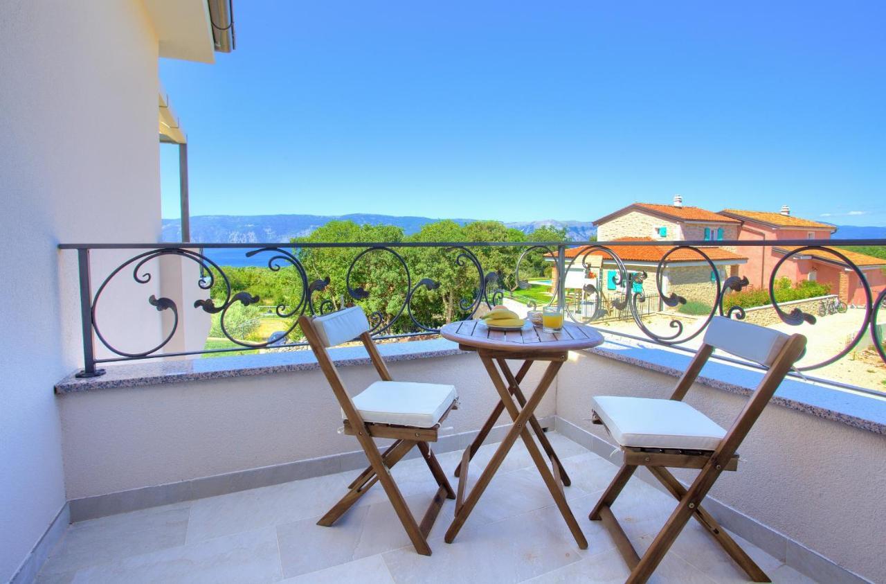 Luxury Apartments Villa Stina Pinezici  Exterior photo
