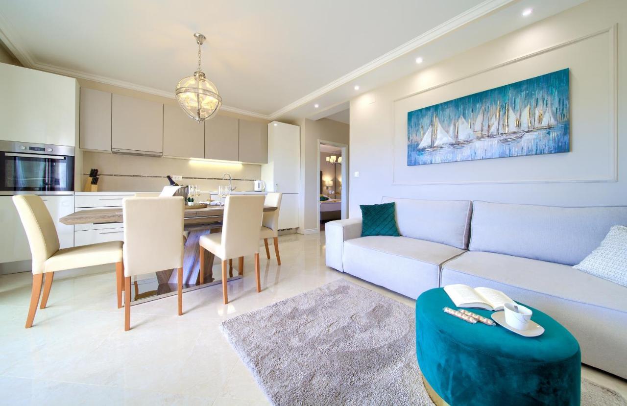 Luxury Apartments Villa Stina Pinezici  Exterior photo
